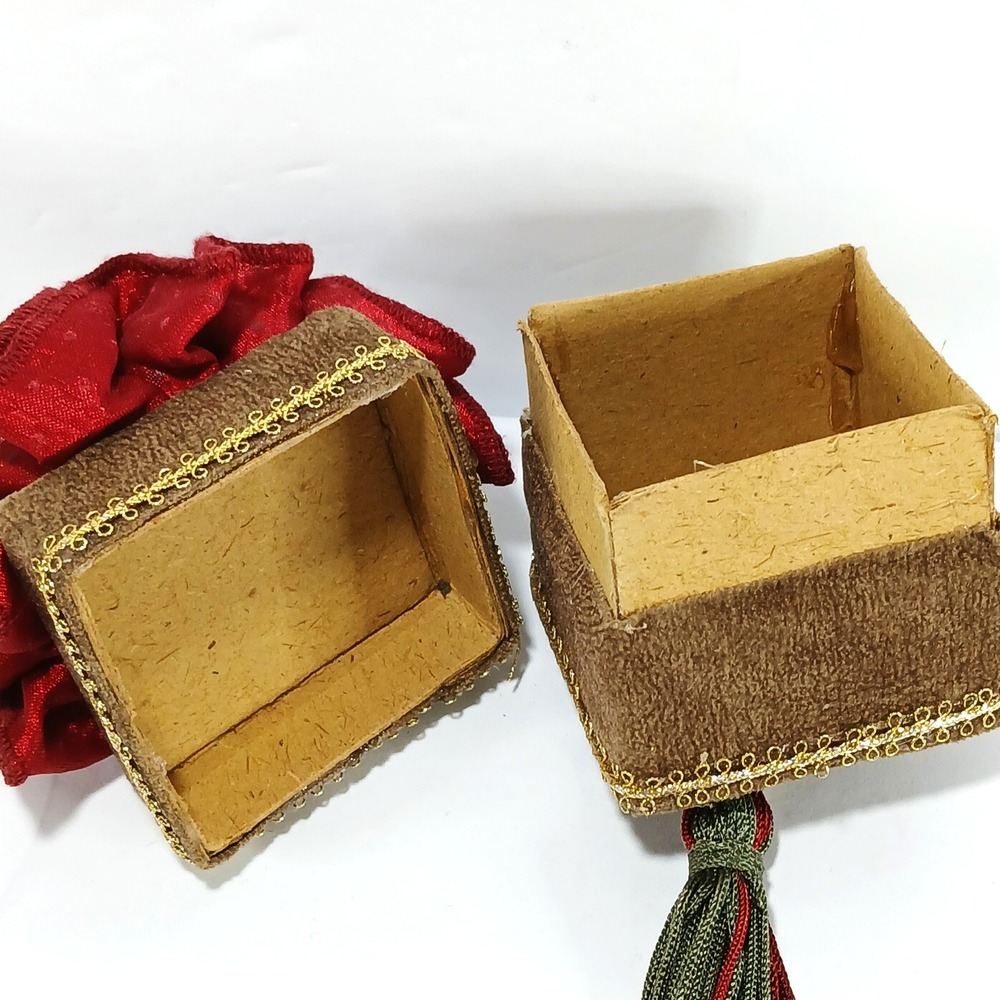 Mark Roberts Flemish Collection Monkey Trinket Box Ornament Red Gold Tassel - Picture 4 of 6